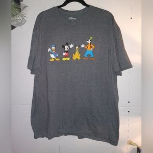 💓 Disney Tshirt Size 2XL
